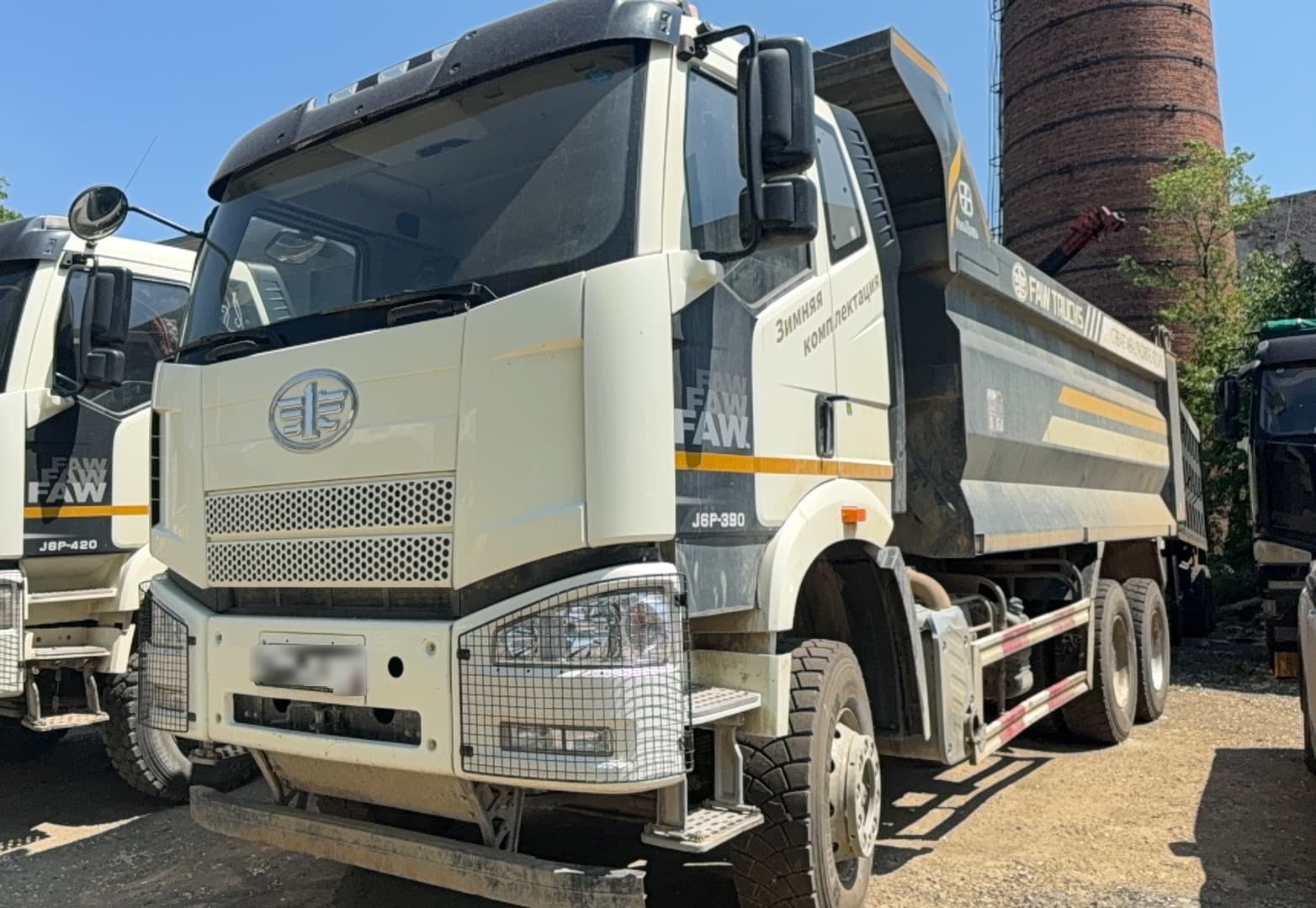 FAW J6* 6x4 Самосвал - 1