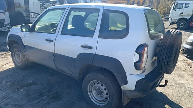 Lada Niva Travel - 3