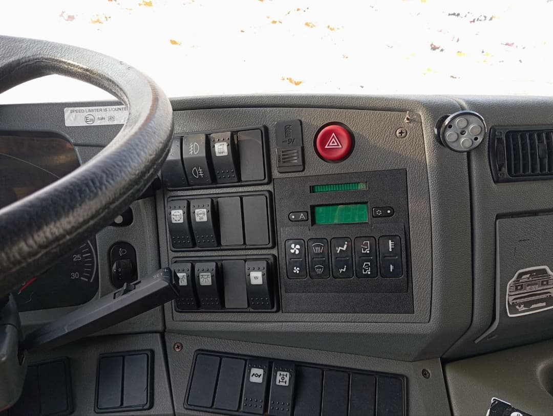 МАЗ 6501 6x4 Самосвал - 5