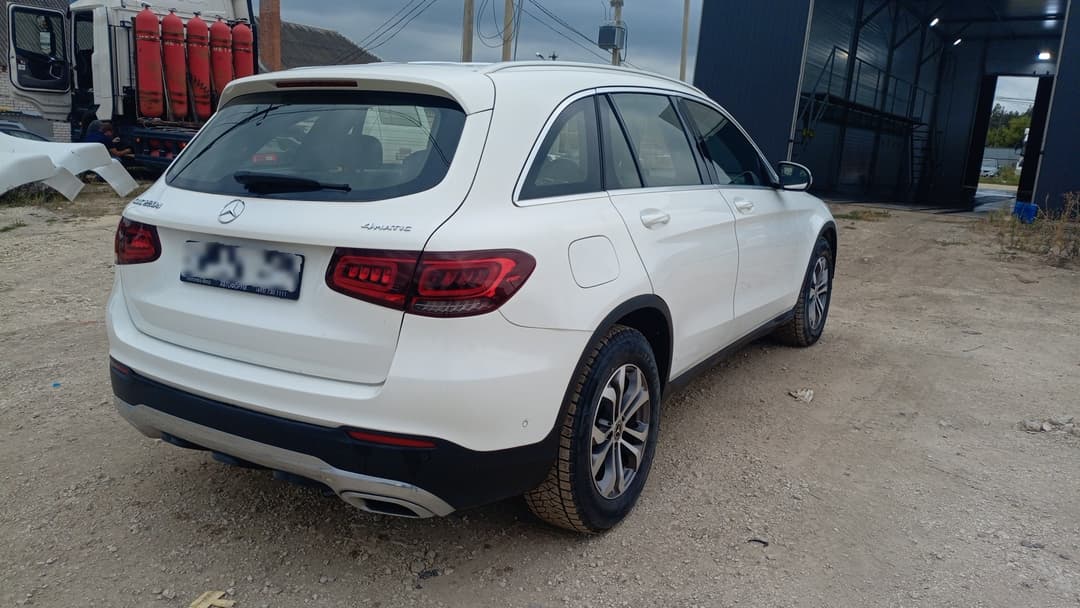 Mercedes-Benz GLC - 3