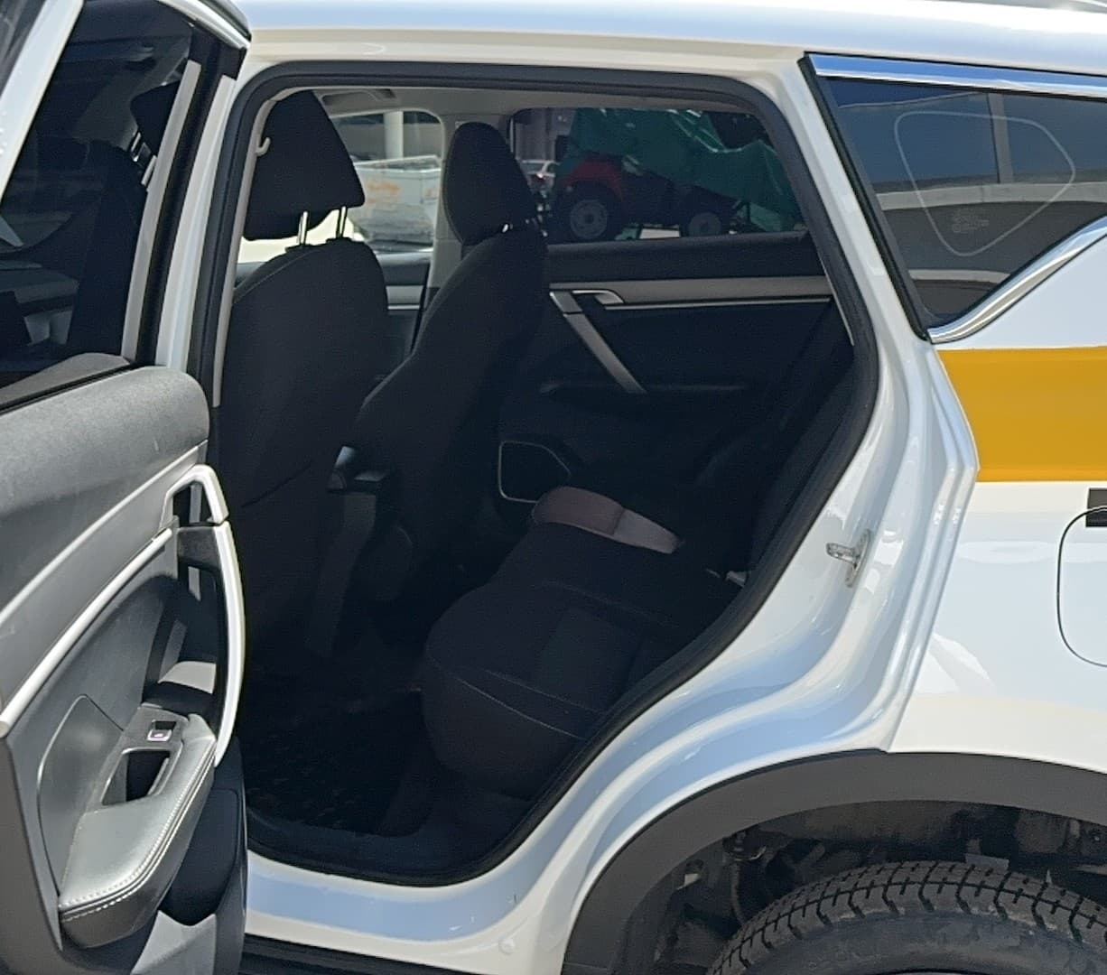 Geely Coolray - 9