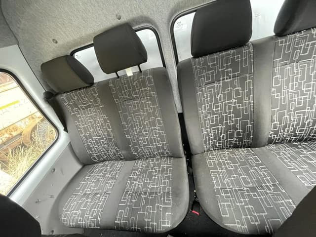 GAZ 2310 - 8