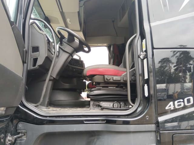 Volvo FH 6x2 Контейнеровоз - 6