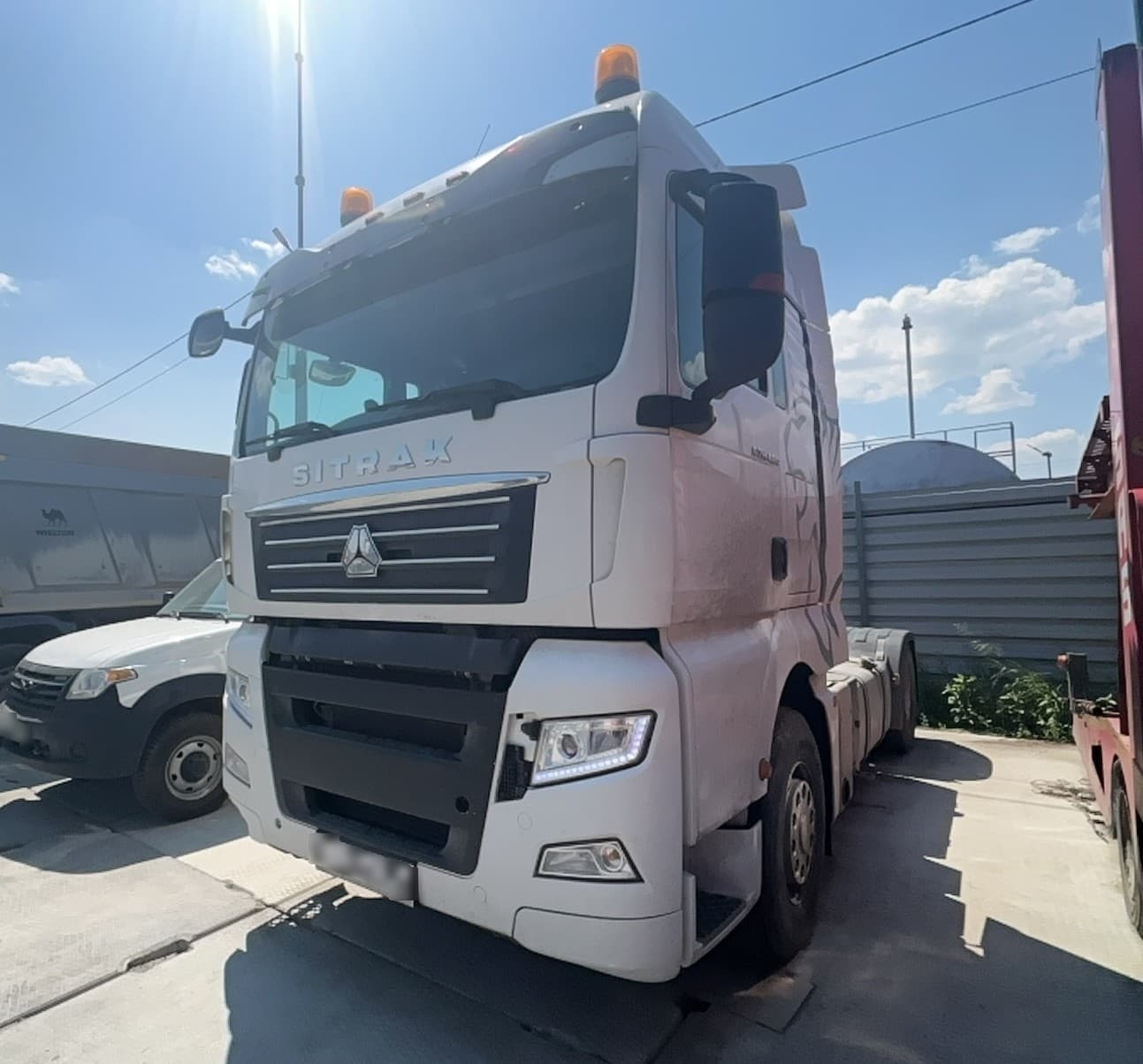 Sitrak C7H 4x2 Седельный тягач - 1