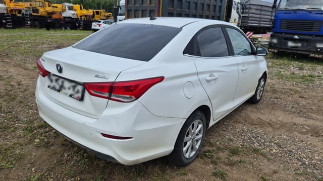 Changan Alsvin - 3
