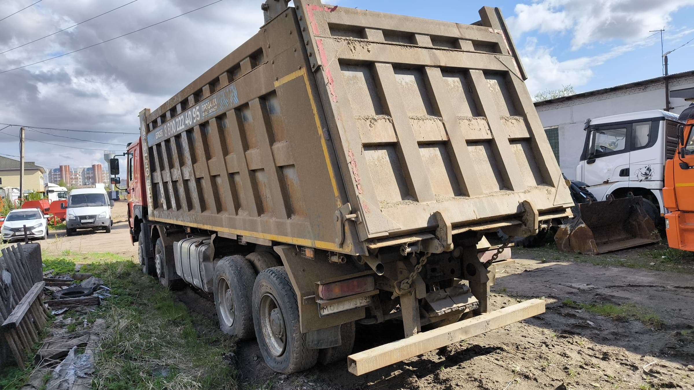 Howo ZZ3407S3867E 8x4 Самосвал - 4
