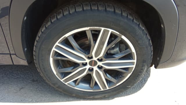 Exeed LX - 10
