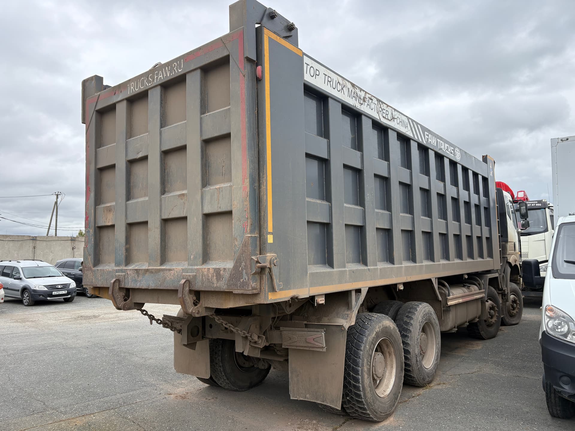 FAW J6 8x4 Самосвал - 3