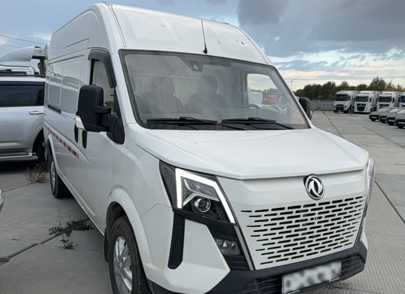 Dongfeng K33* Цельнометаллический - 2