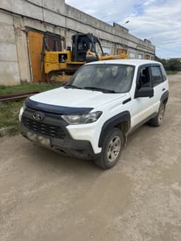 Lada Niva Travel - 1