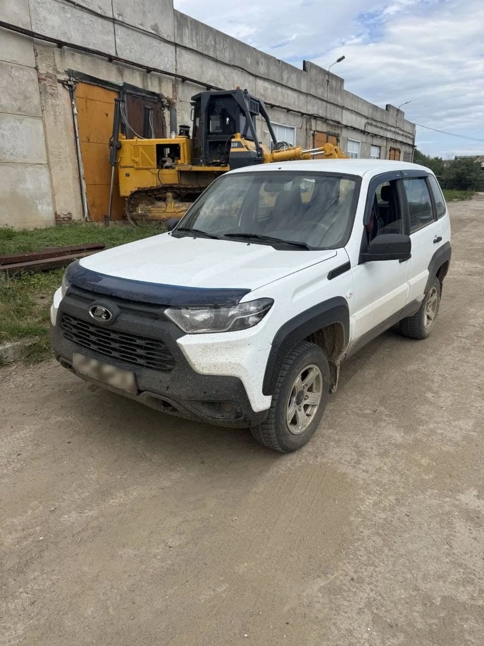 Lada Niva Travel - 1