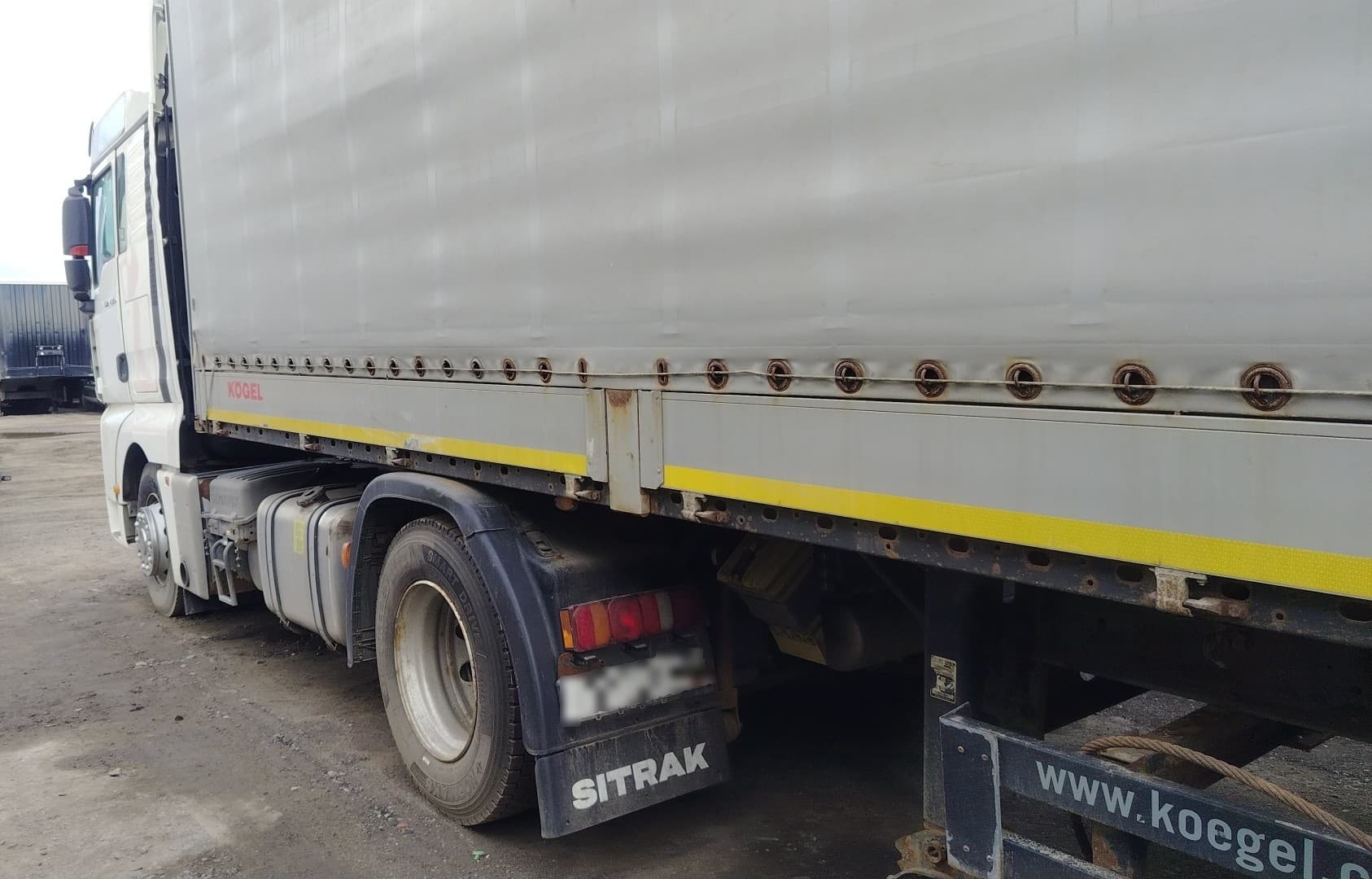 Sitrak C7H 4x2 Седельный тягач - 4