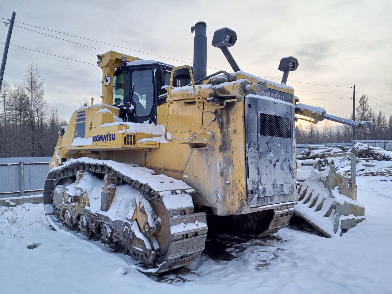 Komatsu D375 Бульдозер - 4