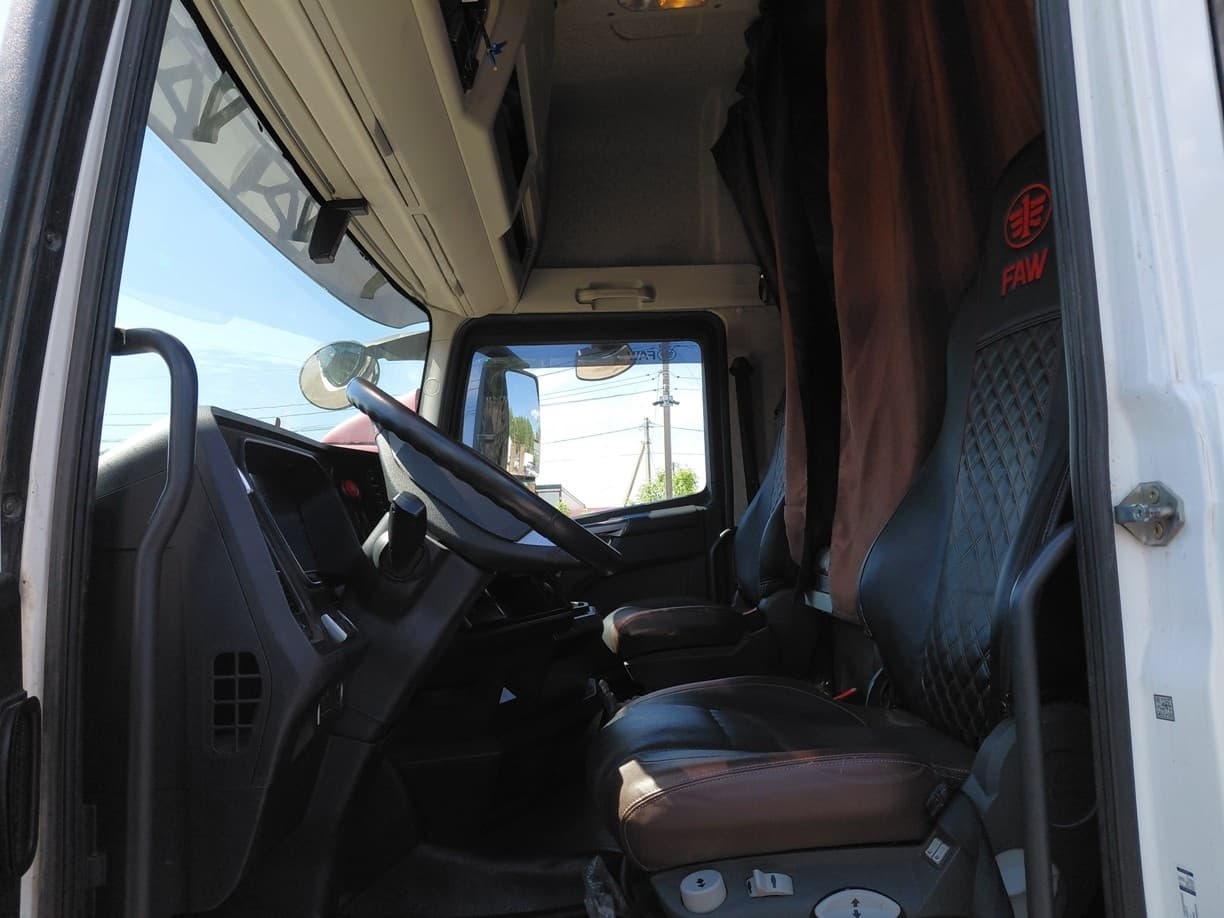 Mercedes-Benz Actros 6x4 Седельный тягач - 6