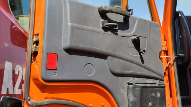 Камаз 65222-6010-53 6x6 - 8