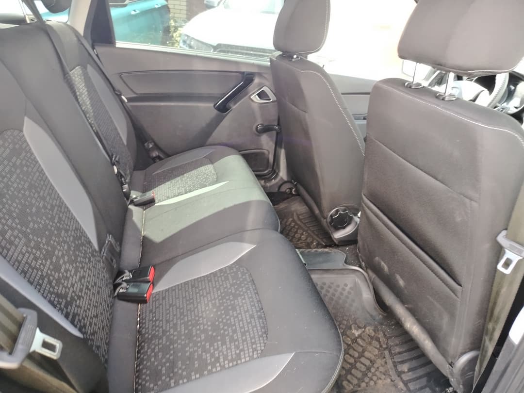 Lada Granta Cross - 9