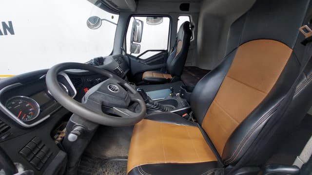 Автомастер 5589* на шасси FAW CA 3250 6x4 Самосвал - 6
