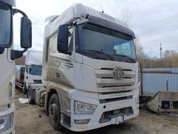 FAW J7 4x2 Седельный тягач - 2