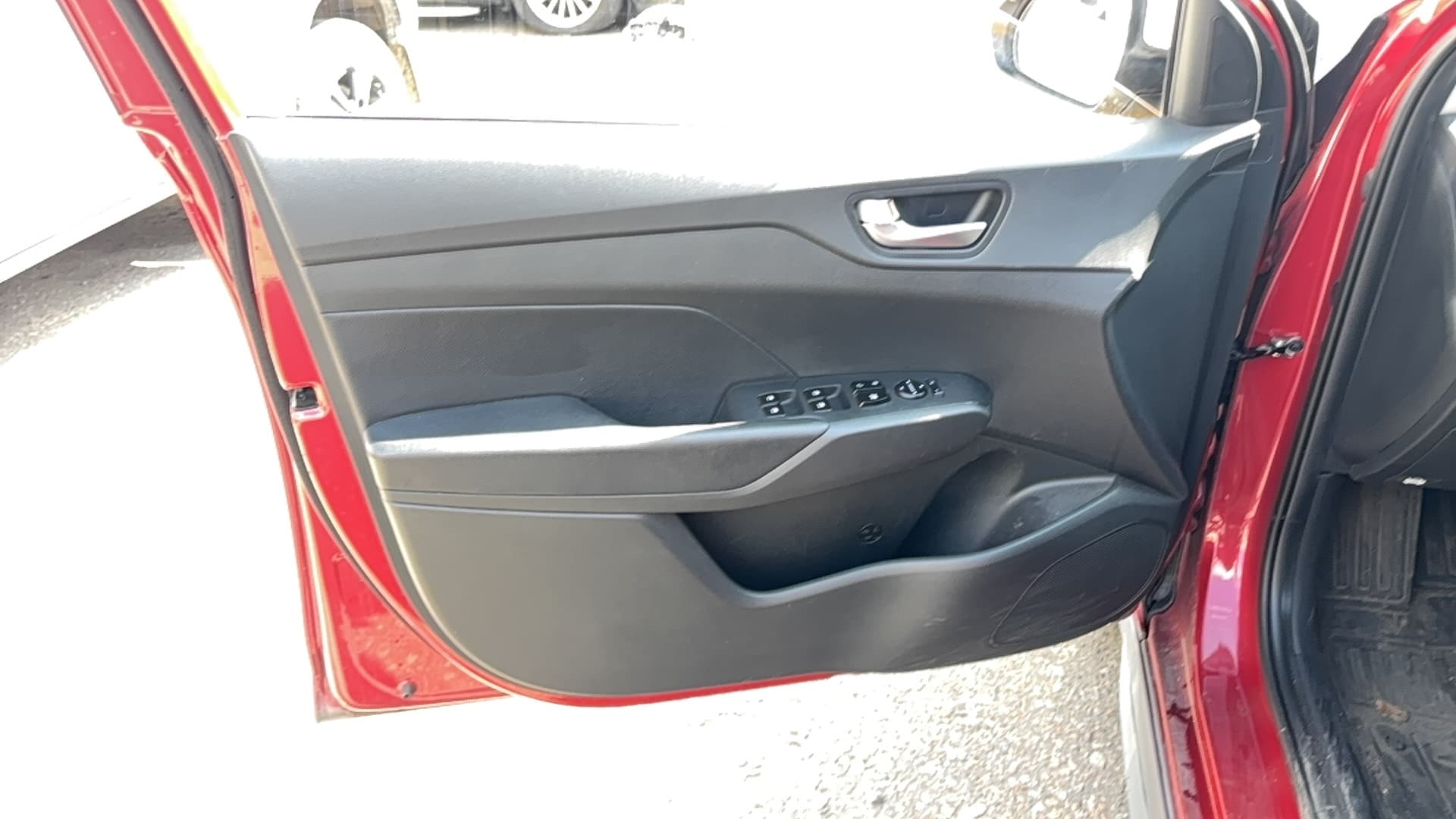 Hyundai Solaris - 8