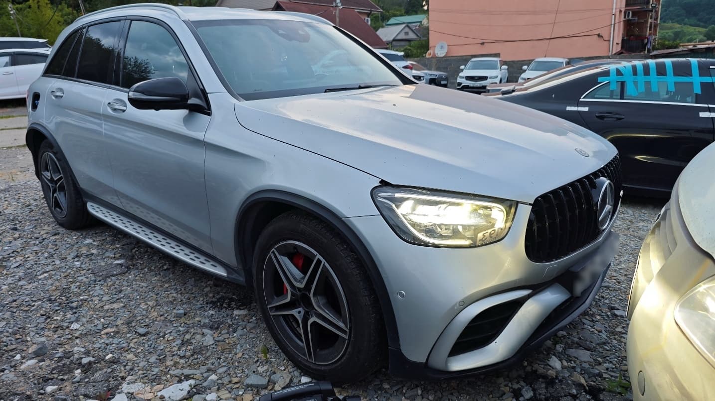 Mercedes-Benz GLC - 2