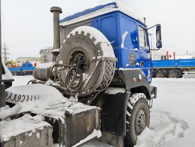 Ural 44202 6x6 Седельный тягач - 3