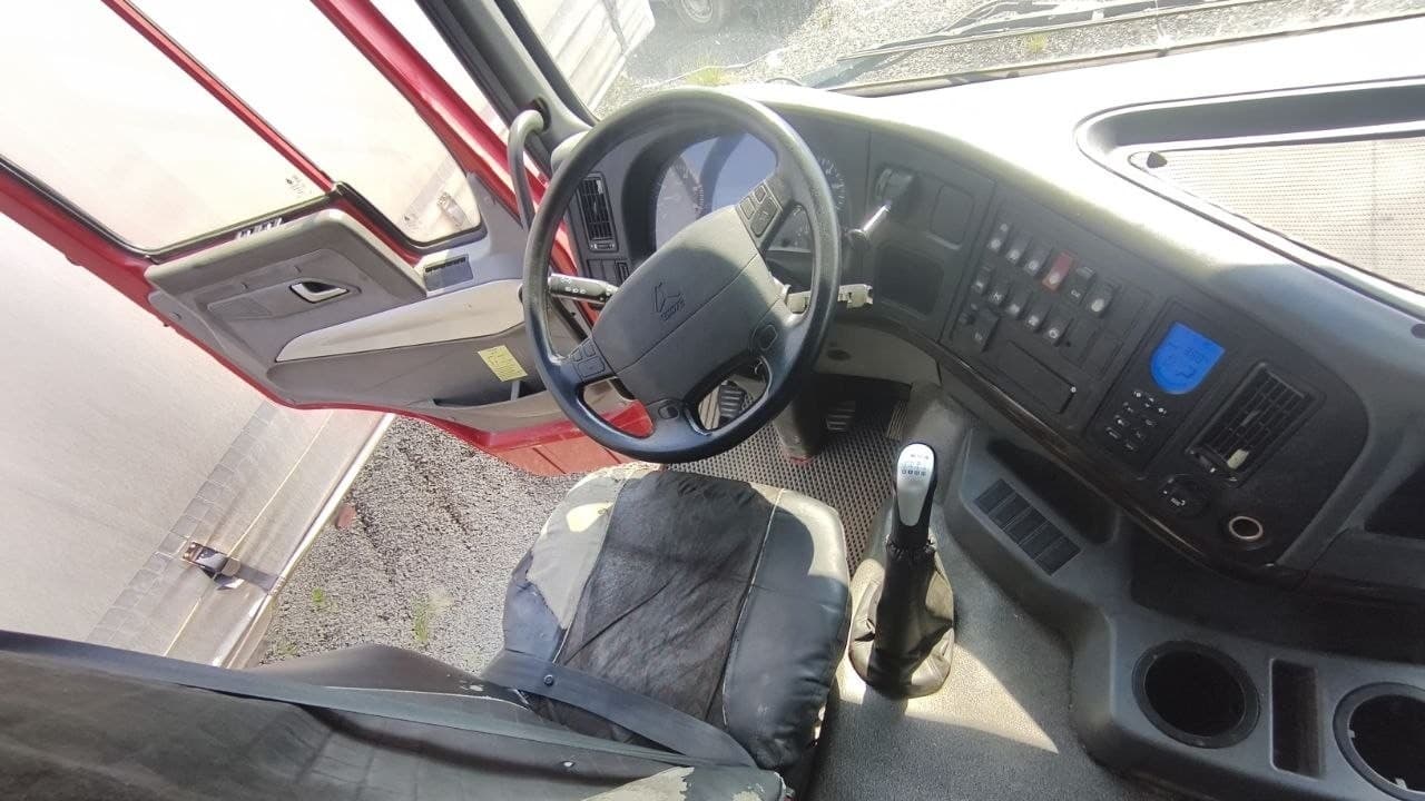 Howo ZZ* 6x4 Самосвал - 5