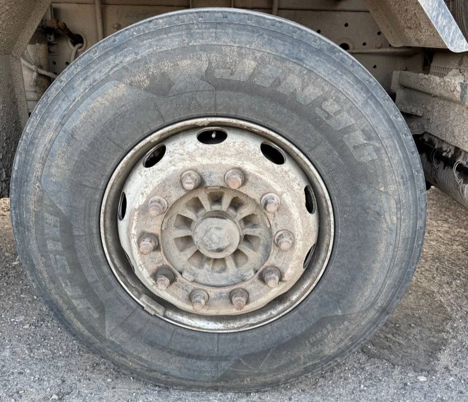 Shacman (Shaanxi) SX* 8x4 Самосвал - 10