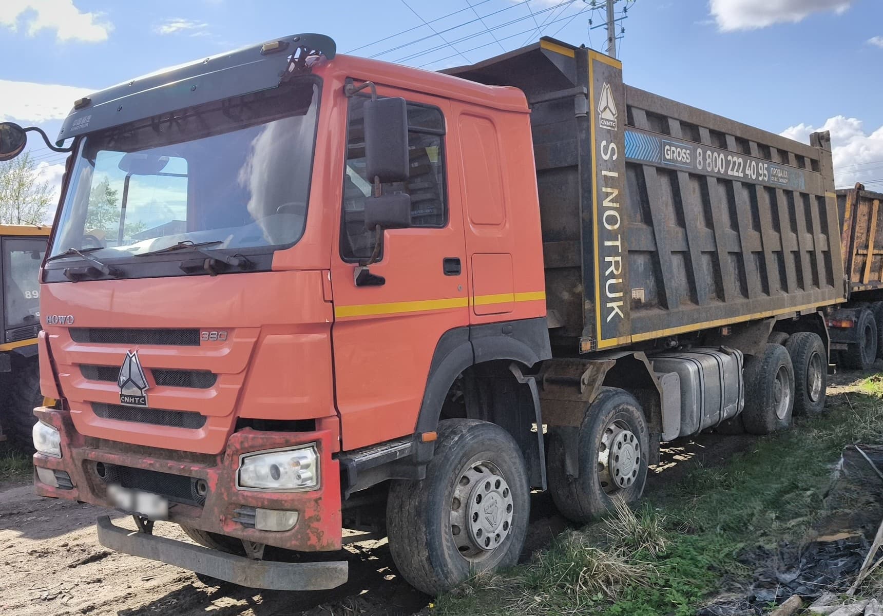 Howo ZZ3407S3867E 8x4 Самосвал - 1
