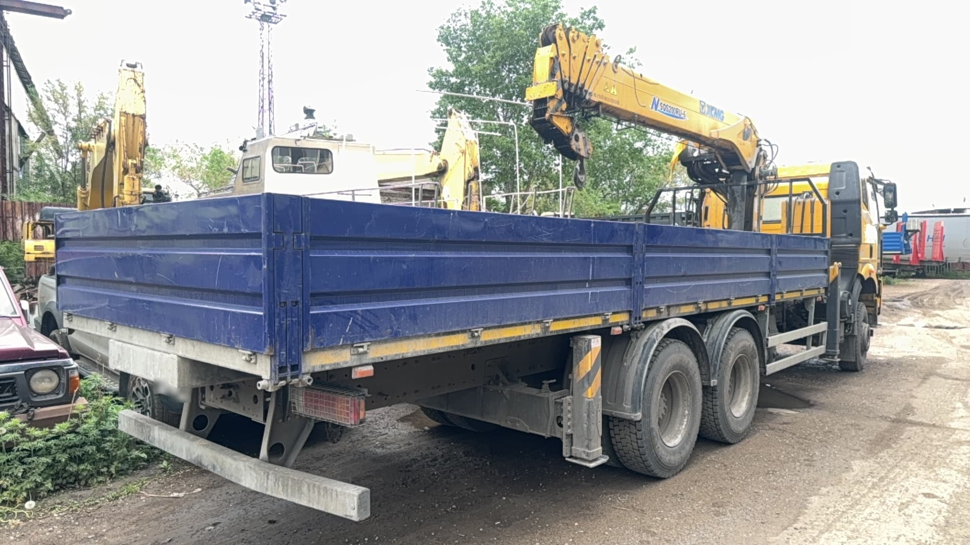 Пк Юбо-Сумотори 4591* на шасси FAW CA 3250 6X4 Бортовой с КМУ - 3