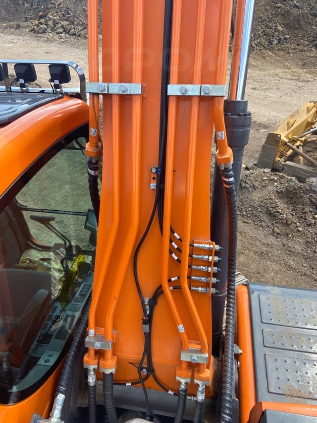 Doosan DX225 Экскаватор - 5