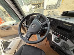 Mercedes-Benz Actros 6x4 Седельный тягач - 5