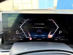BMW X7 - 7