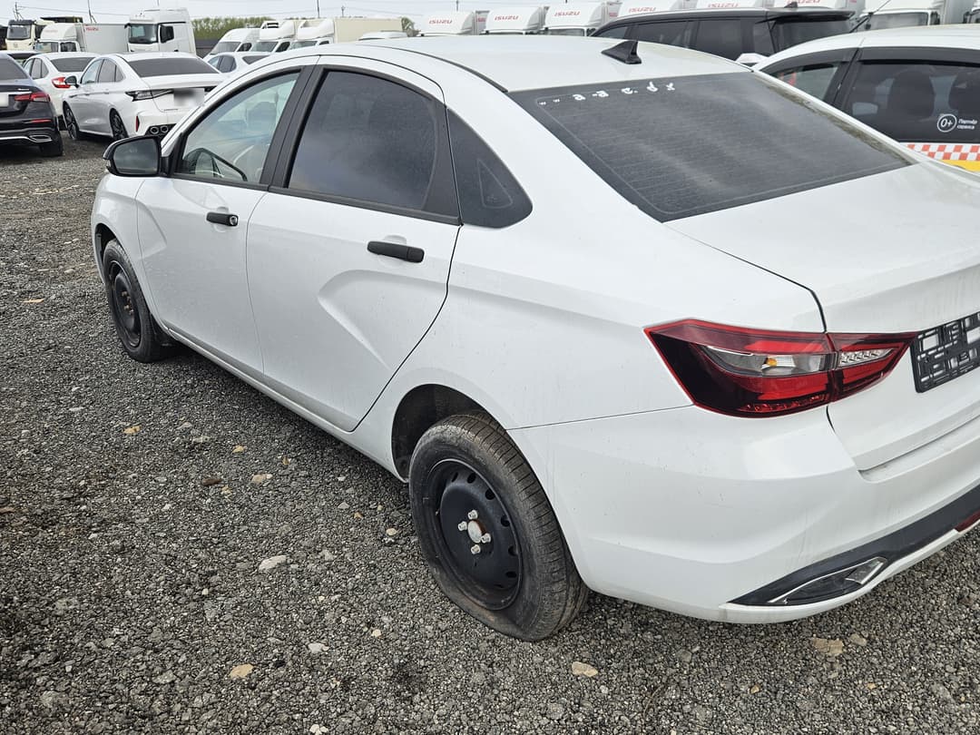 Lada Vesta седан - 2