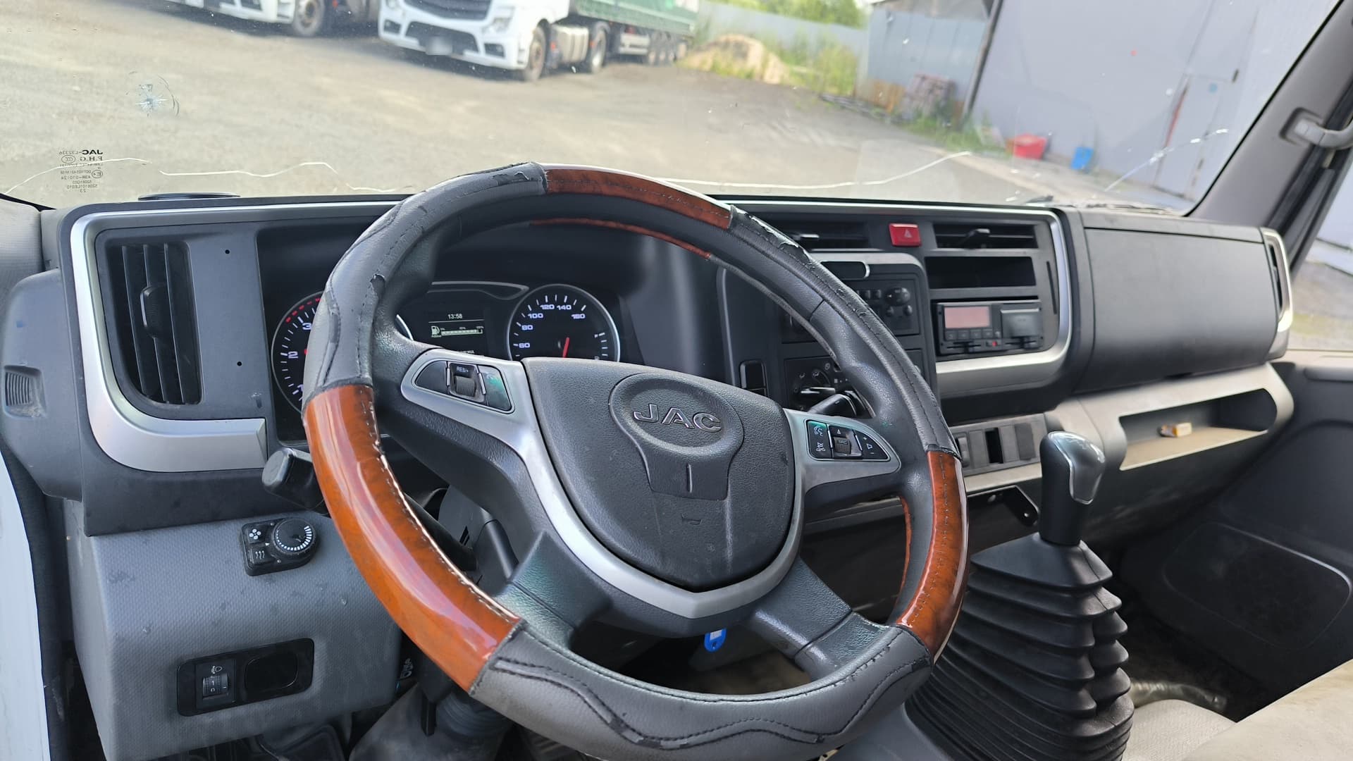 Меткомплекс JA11* на шасси JAC N120 4x2 Бортовой (Евроборт) - 5