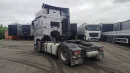 FAW J7 4x2 Седельный тягач - 4