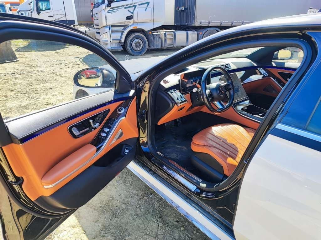 Mercedes-Benz S седан - 7