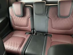 Infiniti QX80 - 9