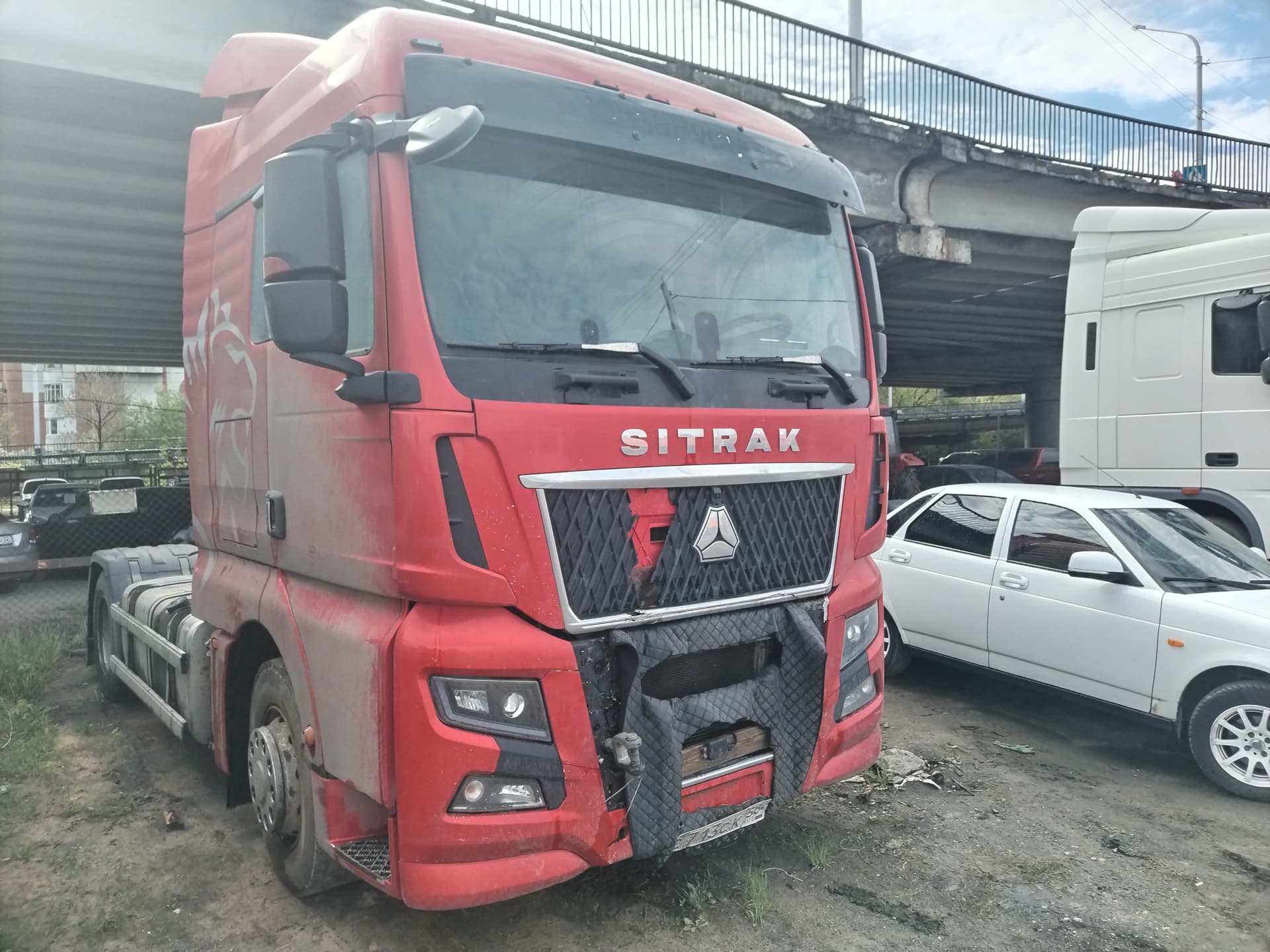 Sitrak C7H 4x2 Седельный тягач - 2