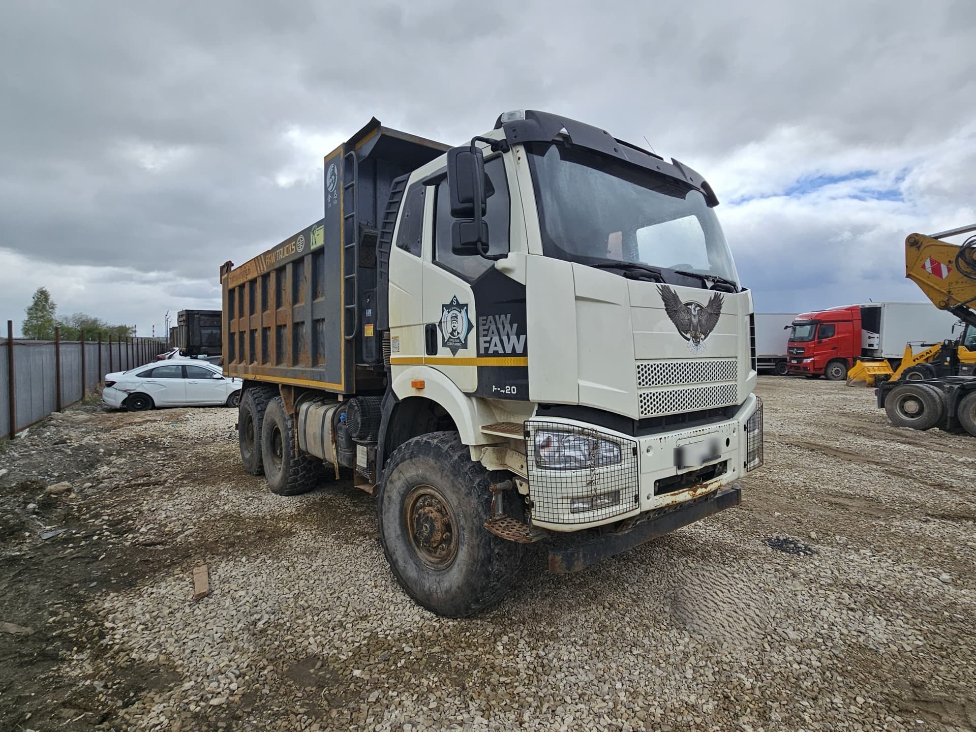 FAW J6* 6x6 Самосвал - 2