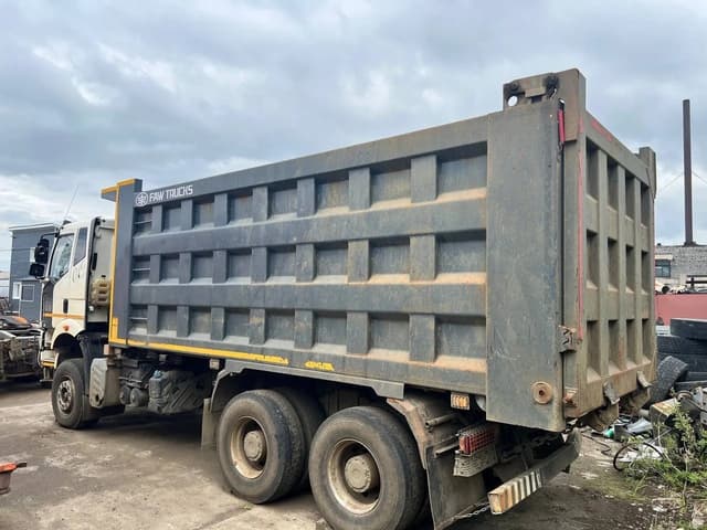 FAW J6* 6x4 Самосвал - 4