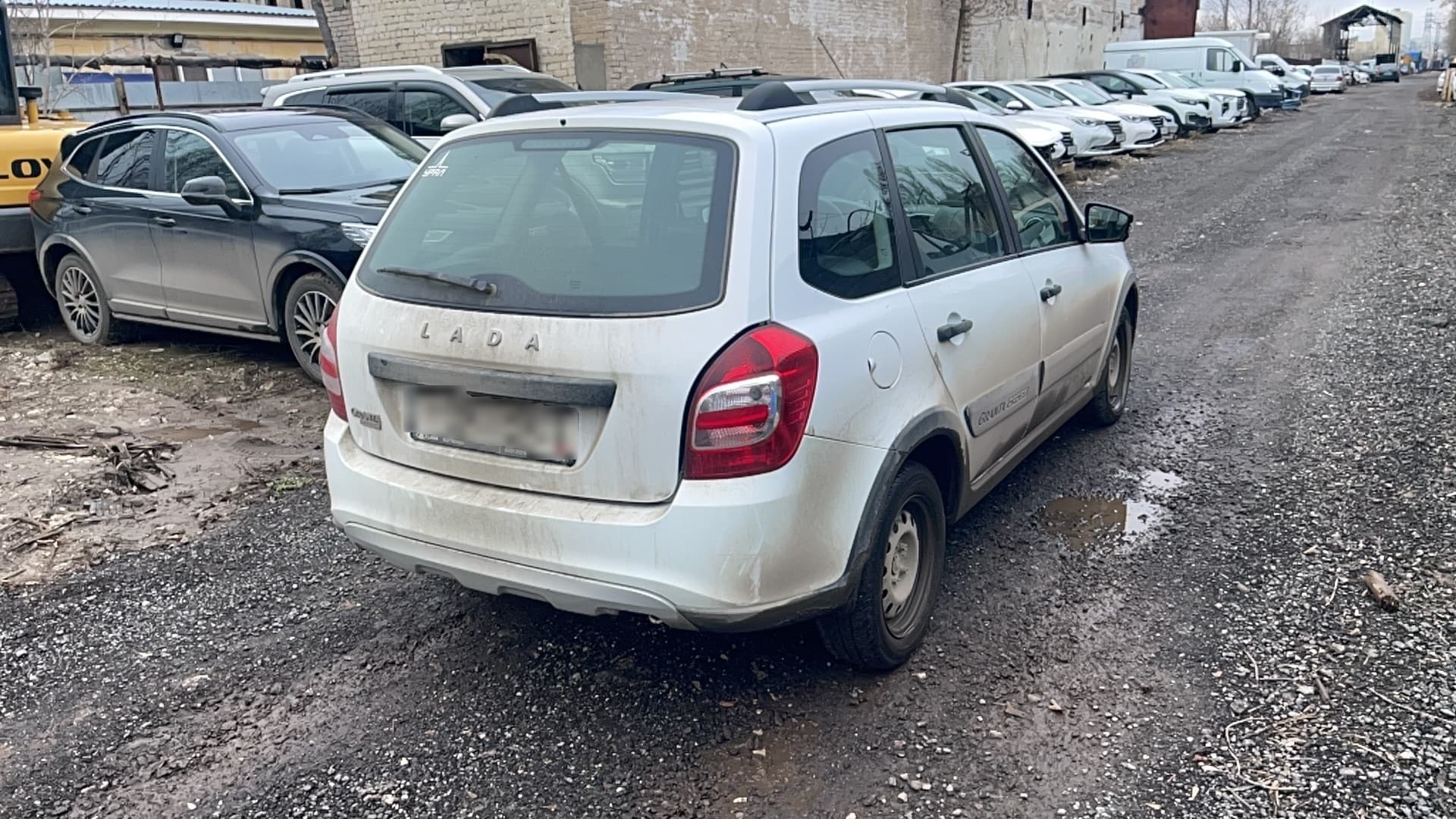 Lada Granta Cross - 3