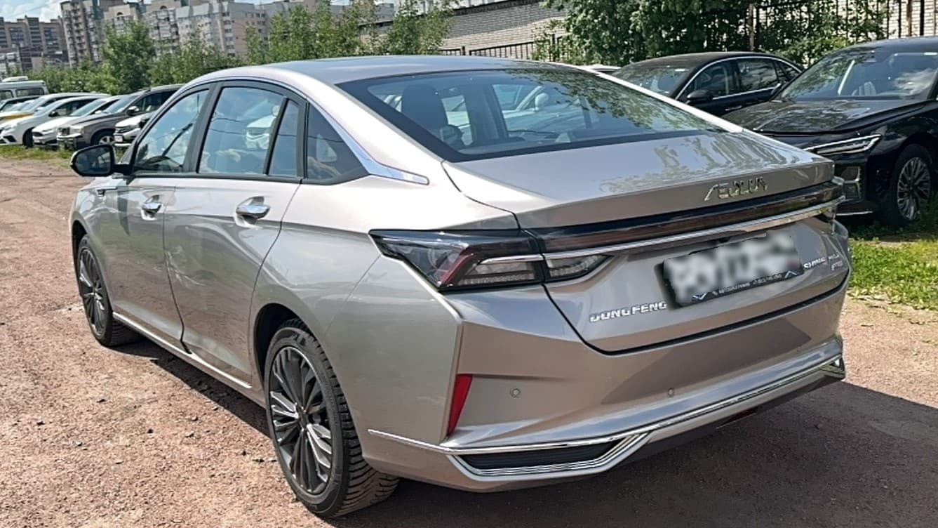 Dongfeng Shine Max - 4