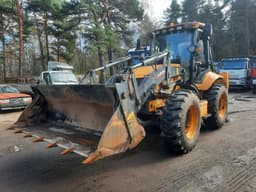 Zauberg EF4* Экскаватор-погрузчик - 1
