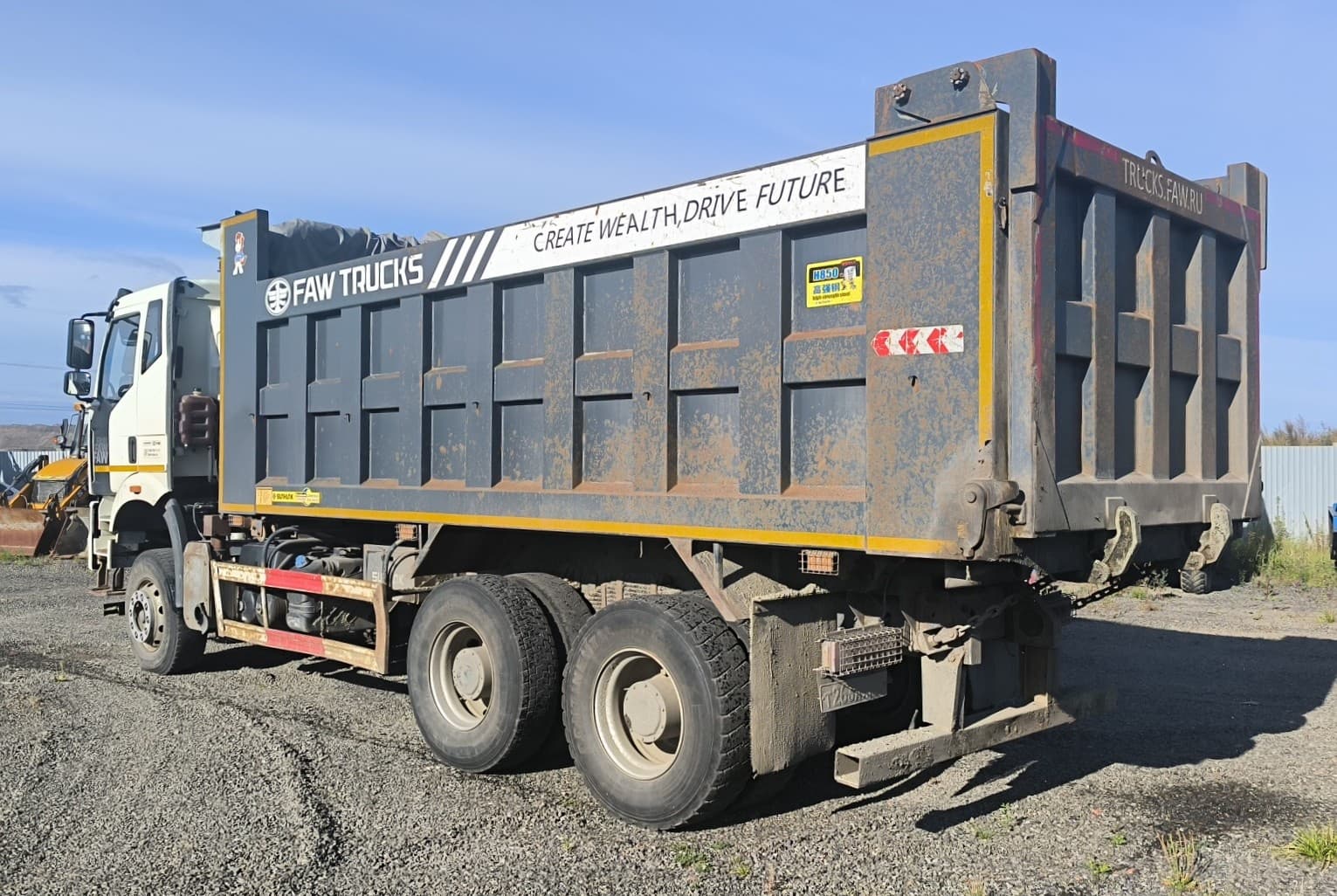 FAW J6* 6x4 Самосвал - 4
