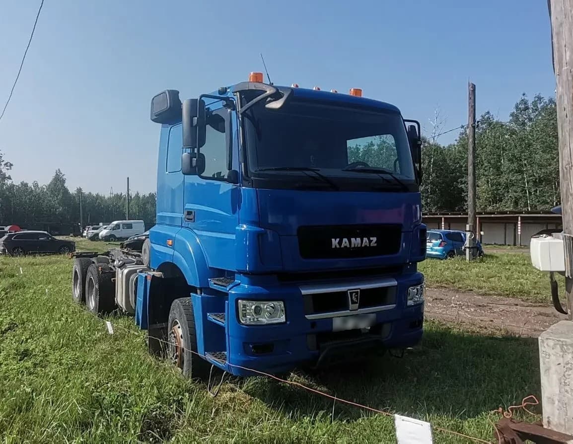 Камаз 65802 6x6 Седельный тягач - 2