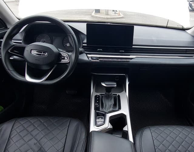 Geely EMGRAND - 5
