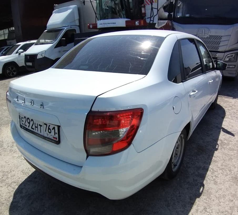 Lada Granta седан - 3