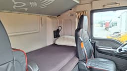 Sitrak C7H 4x2 Седельный тягач - 9