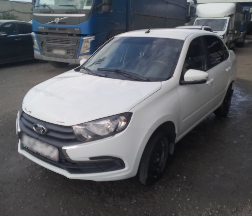 Lada Granta седан - 1