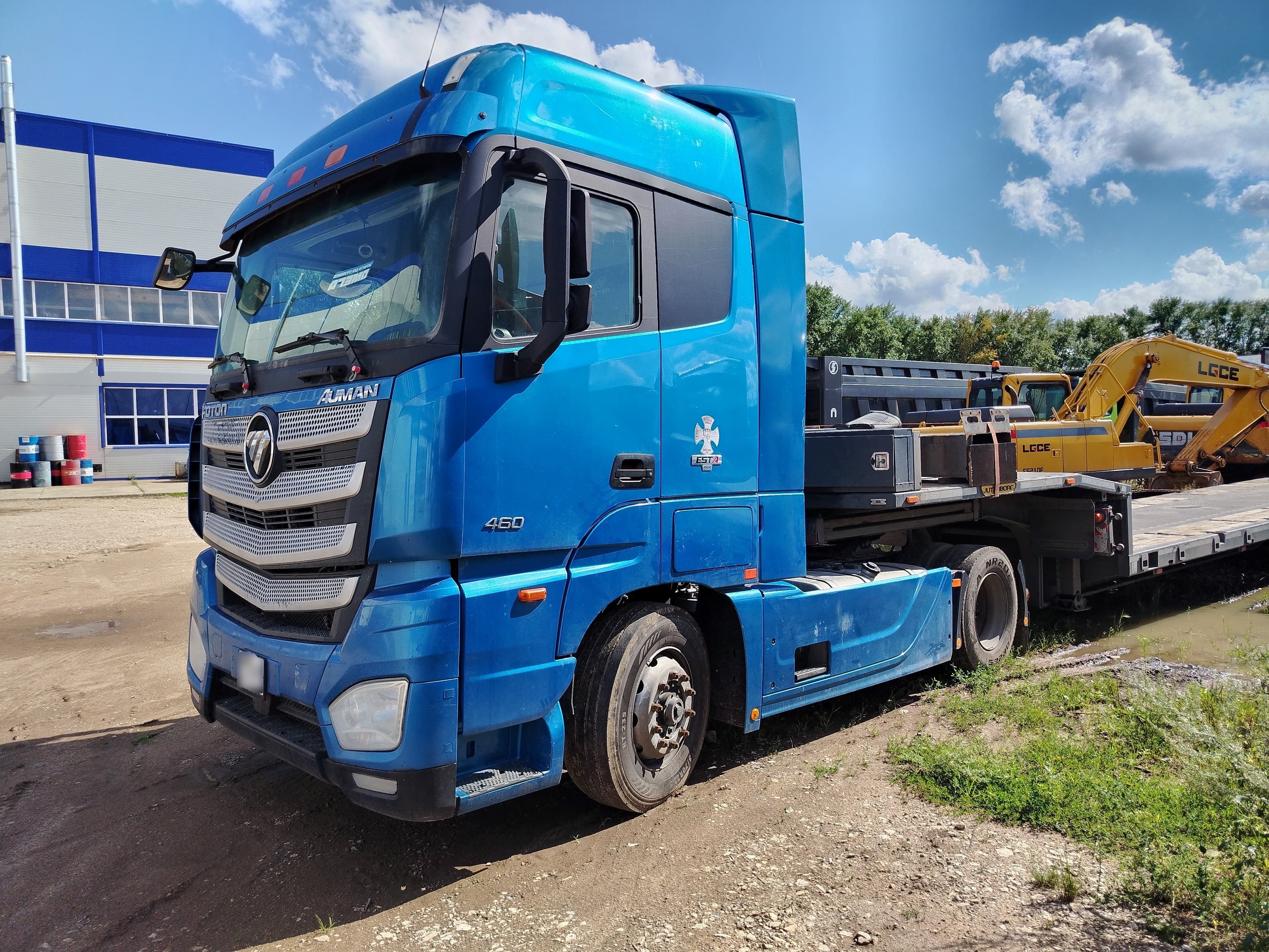 Foton AUMAN 4x2 Седельный тягач - 1